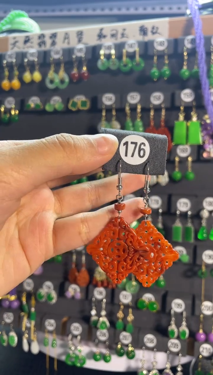 【闪购商品】翡翠颈饰银S925镶嵌176...