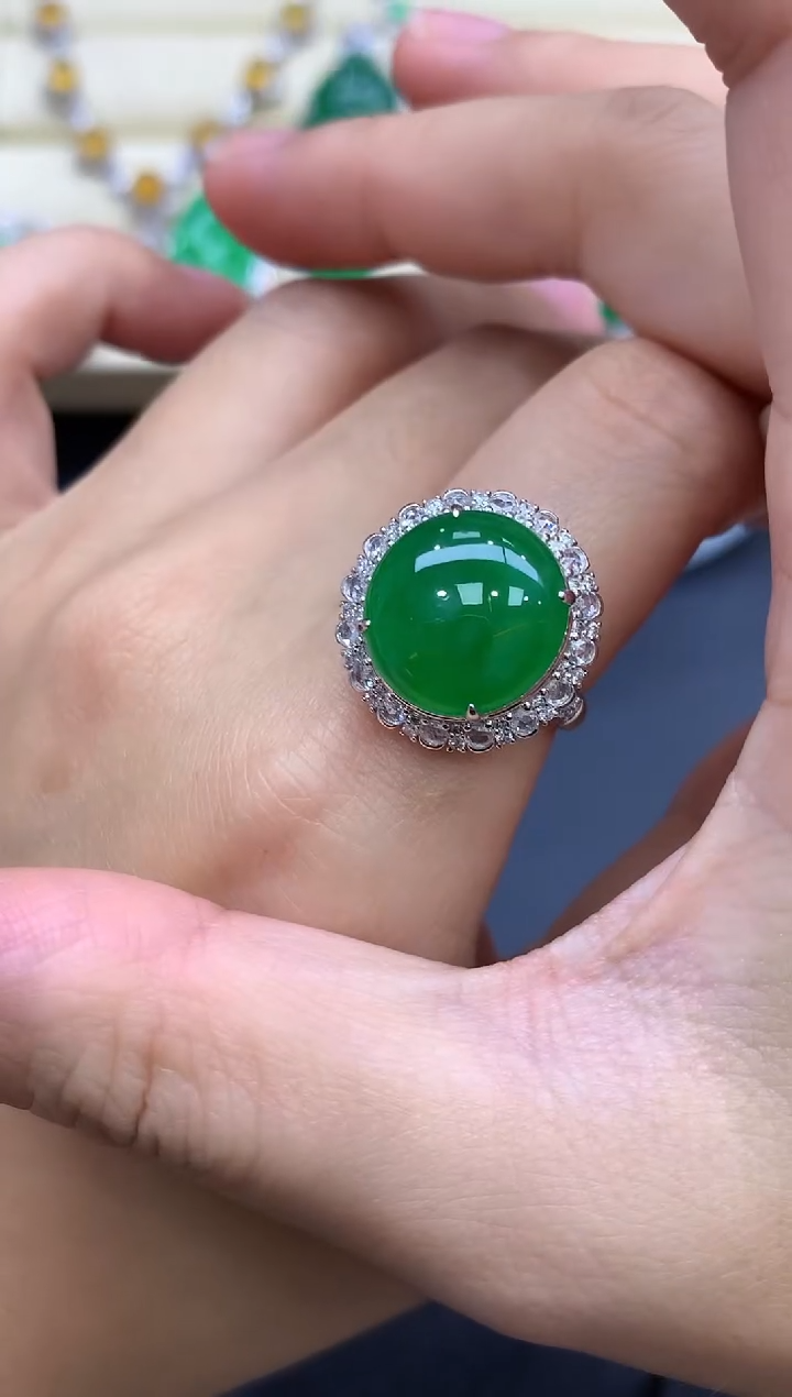 18K金镶嵌戒指翡翠983-中国好珍宝