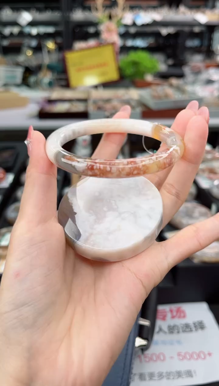 【闪购商品】石英质玉手镯未镶嵌59圈口（赠品镯心）1751509