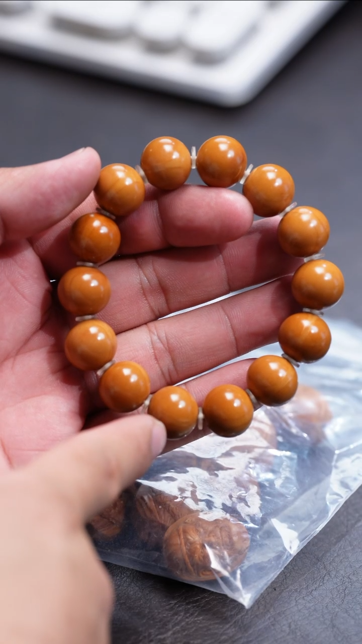 【闪购商品】橄榄核手串/手链苏工核雕