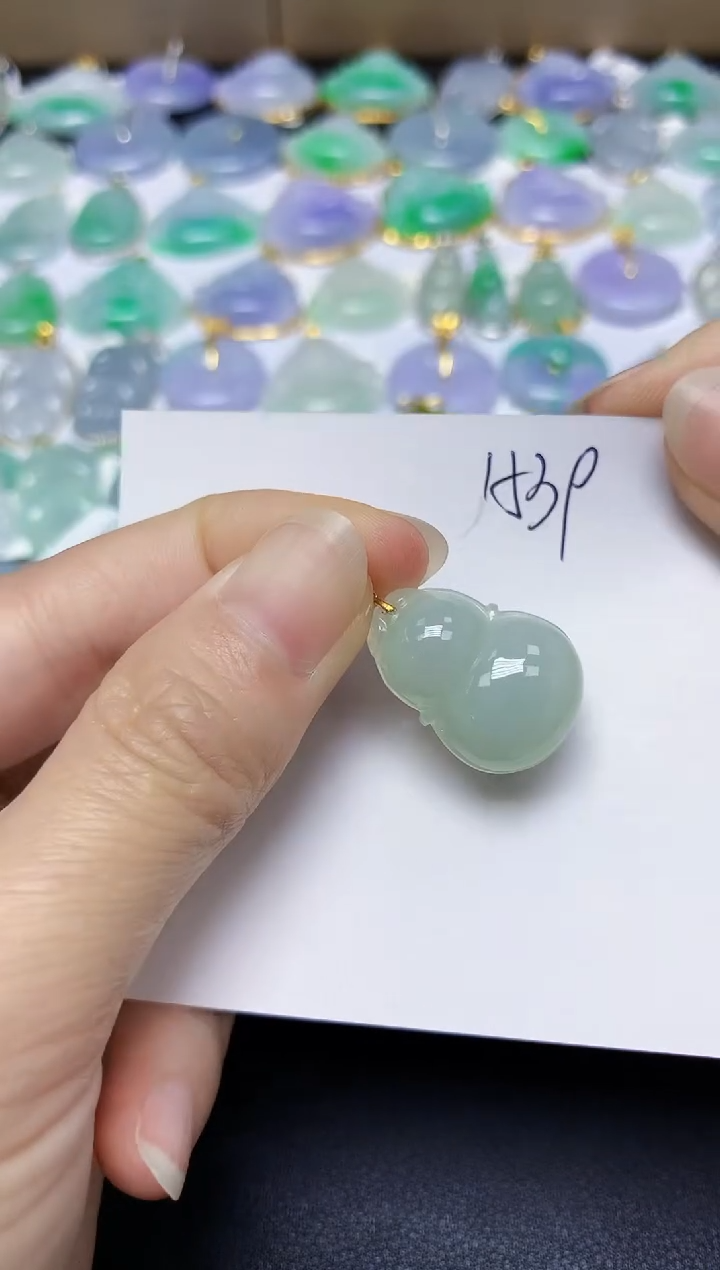 翡翠未镶嵌颈饰 天然缅甸翡翠A货