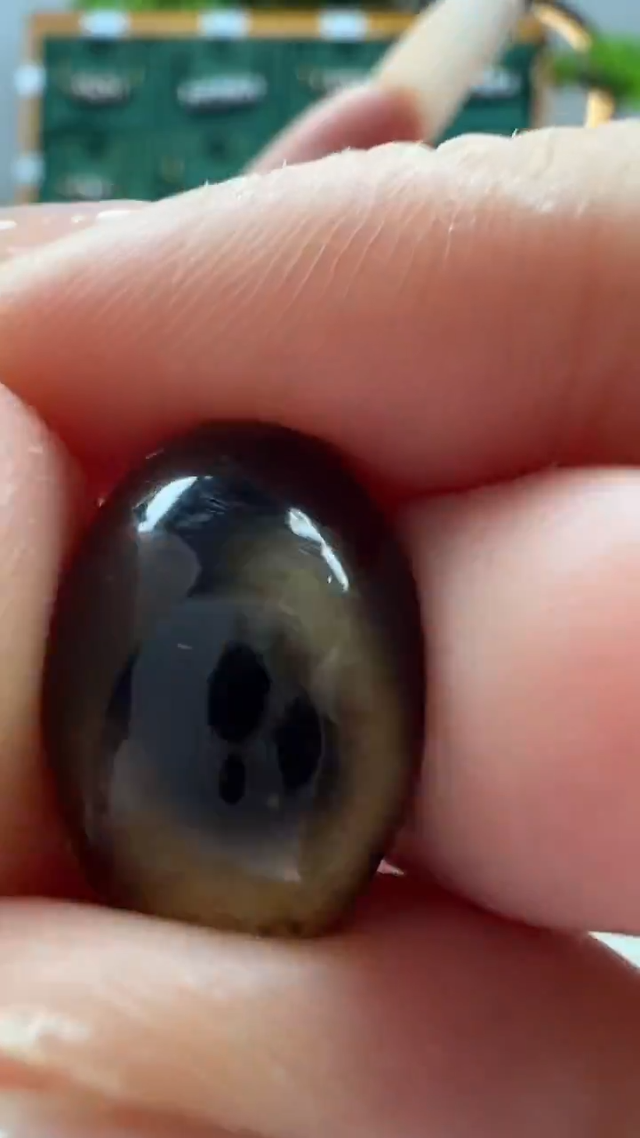 玛瑙/玉髓（覆膜）颈饰未镶嵌54微瑕随机发货