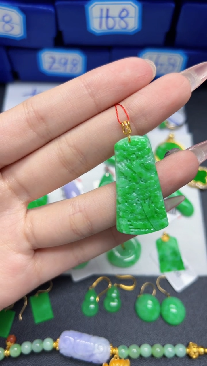 【闪购商品】翡翠颈饰18K金镶嵌Y缅料A货/支持复检/一件