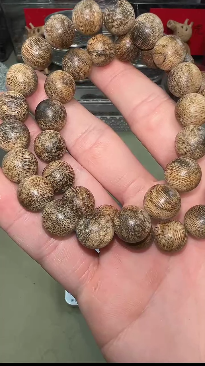 【闪购商品】沉香越南昆嵩黑棋11mm单圈