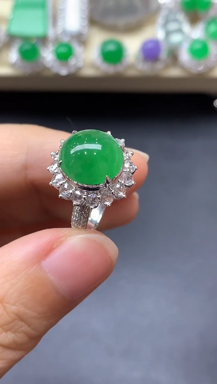 18K金镶嵌戒指翡翠728-中国好珍宝