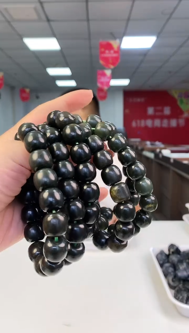 岫岩河磨玉（透闪石质玉）未镶嵌挂件多样性随机发一