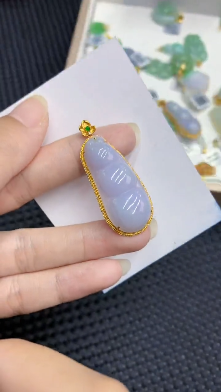 【闪购商品】翡翠颈饰18K金镶嵌            8