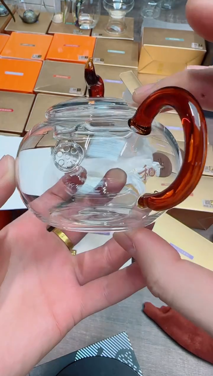 禾器丰登壶琥珀色