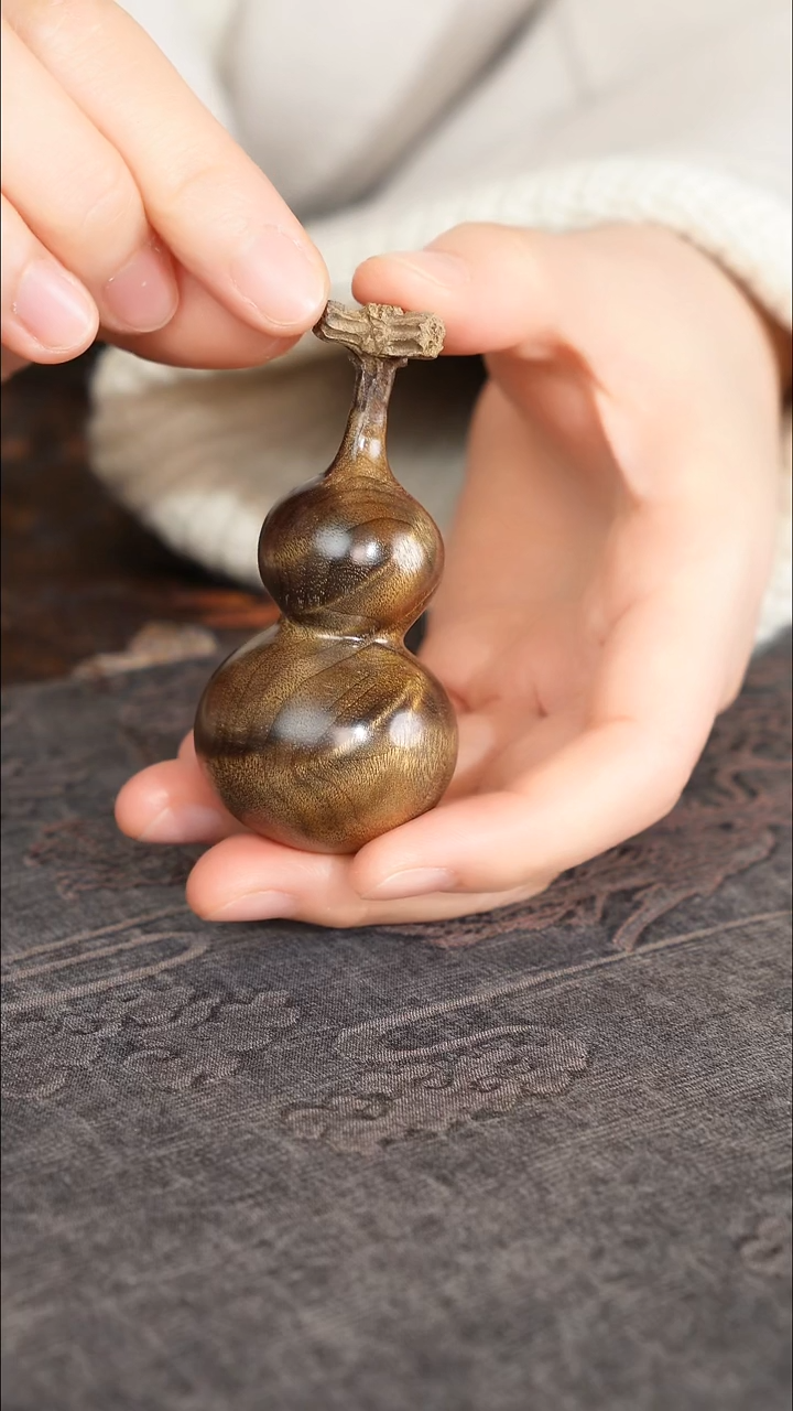 乌木类家具金丝楠