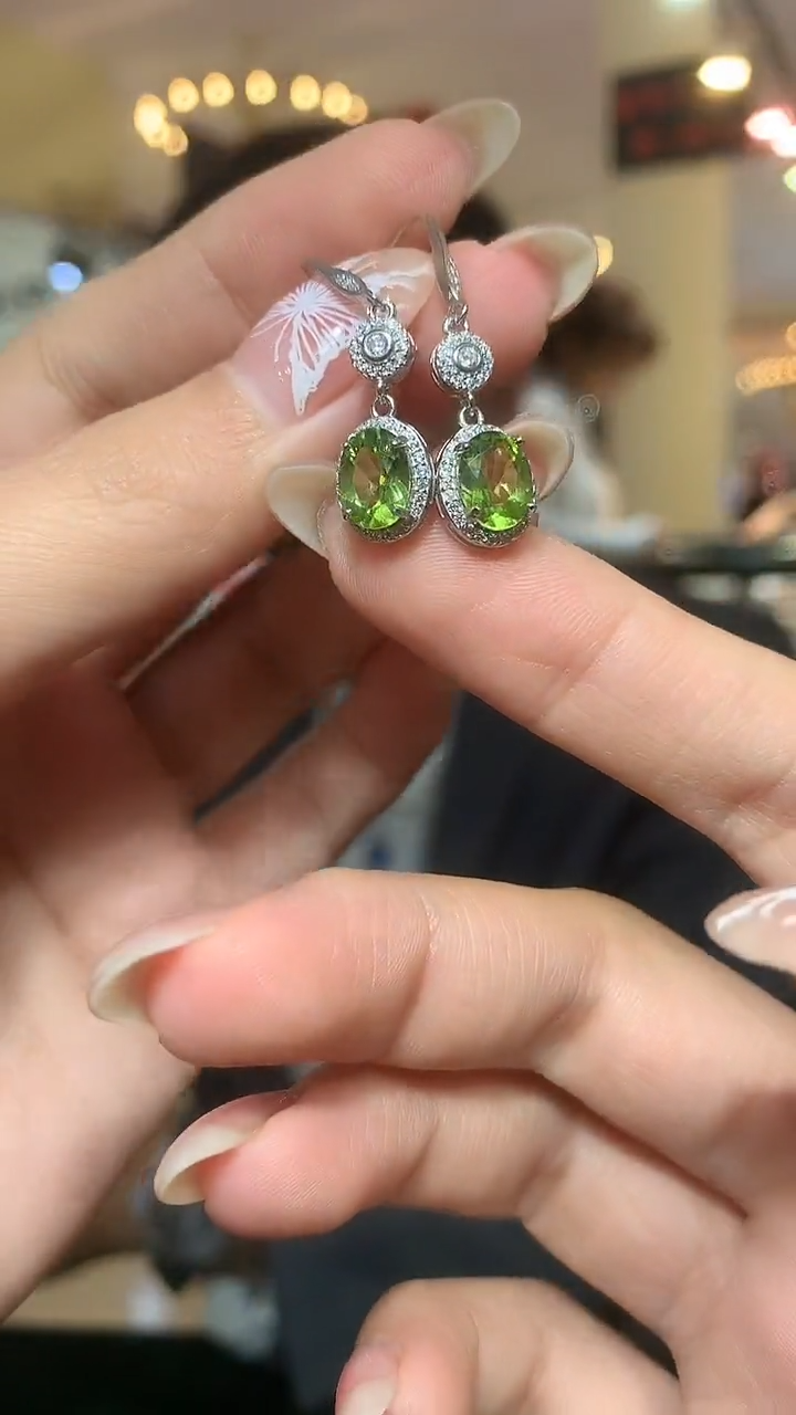 银S925镶嵌耳饰橄榄石【宝石世家严选】
