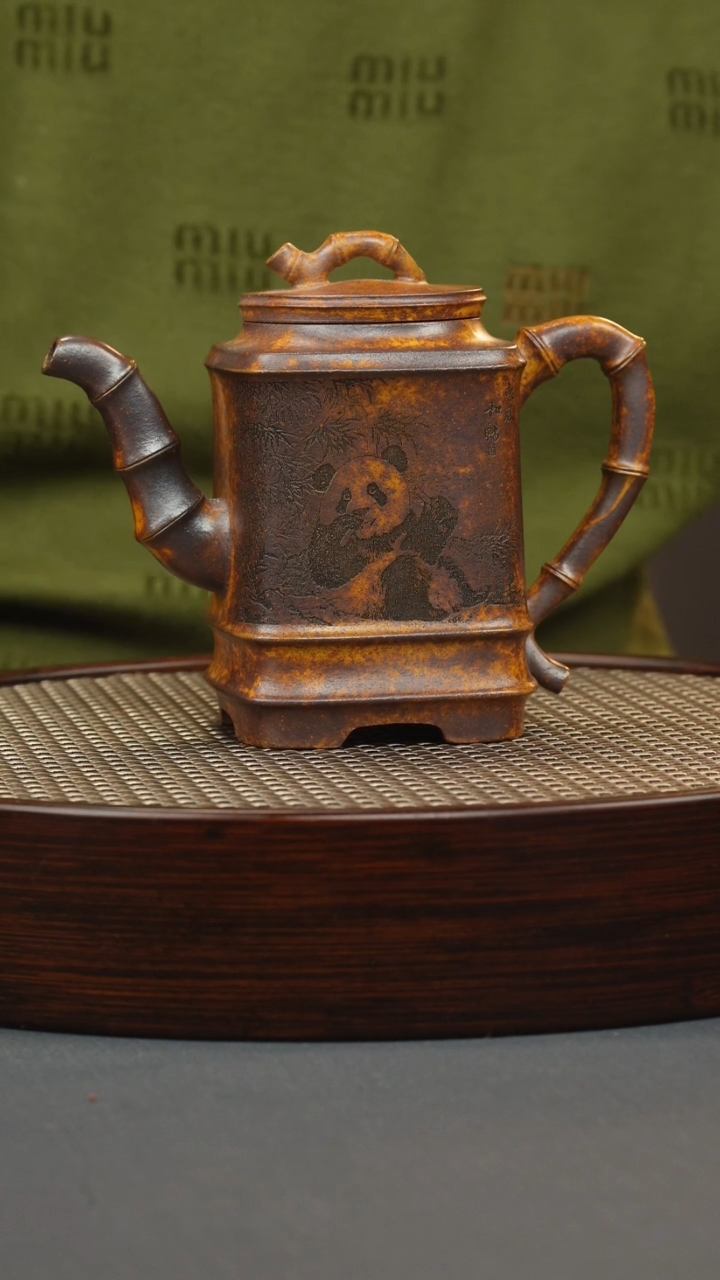 【闪购商品】紫砂茶壶龙骨金砂 高竹节 熊猫
