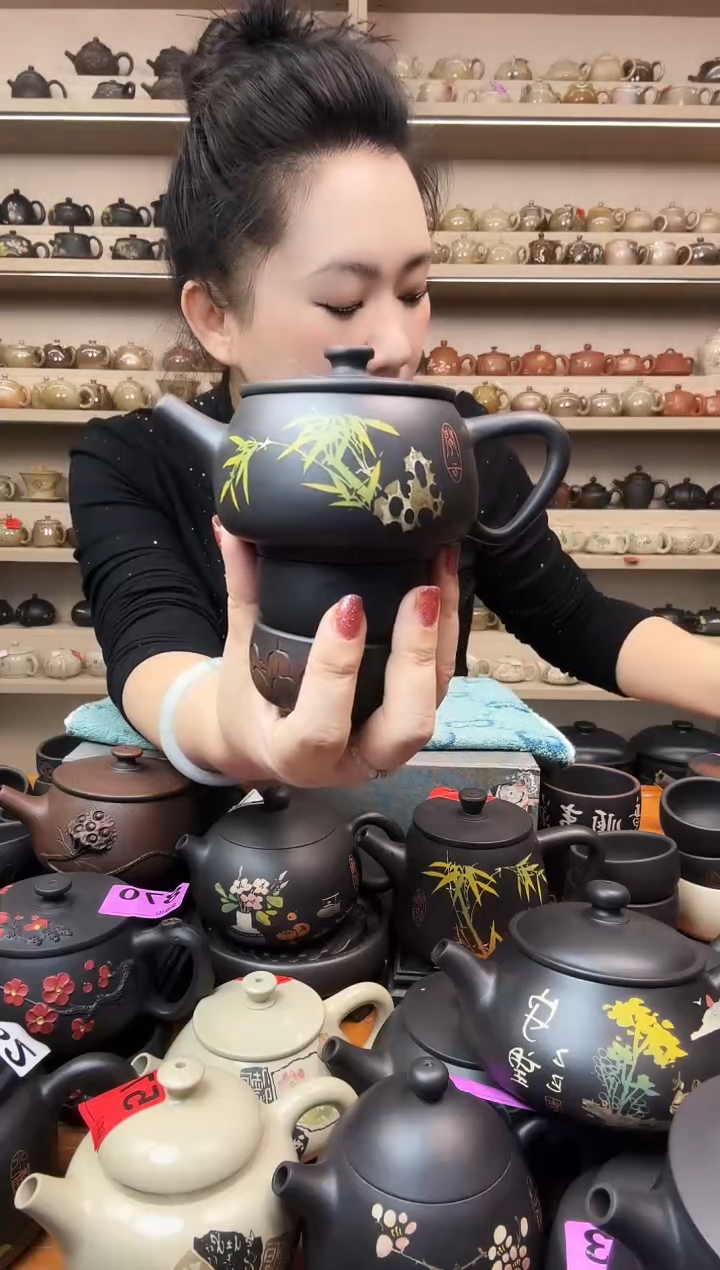 壶彩填汉瓦200cc+2线雕杯 009