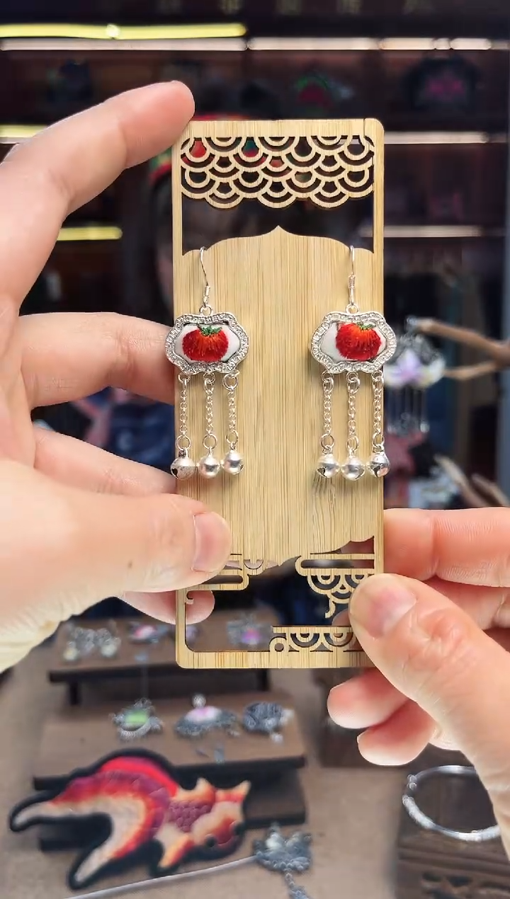 【闪购商品】织绣1791黔东南苗族刺绣