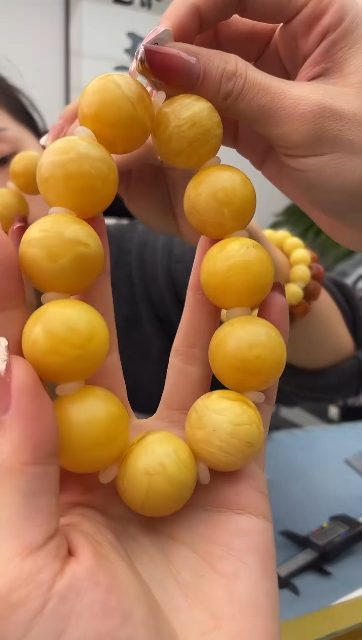 【闪购商品】蜜蜡珠宝奇石未镶嵌假一赔十，多样性发一件088