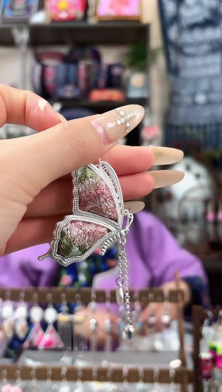 织绣民族风非遗老绣苗银饰品617