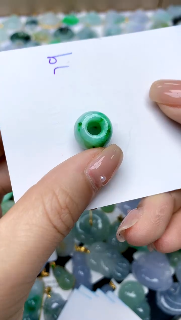 【闪购商品】翡翠颈饰未镶嵌79天然A货翡翠