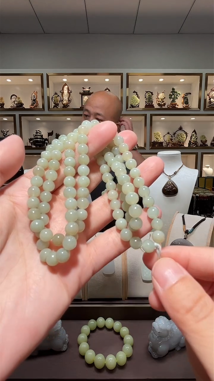 和田玉未镶嵌车挂苏