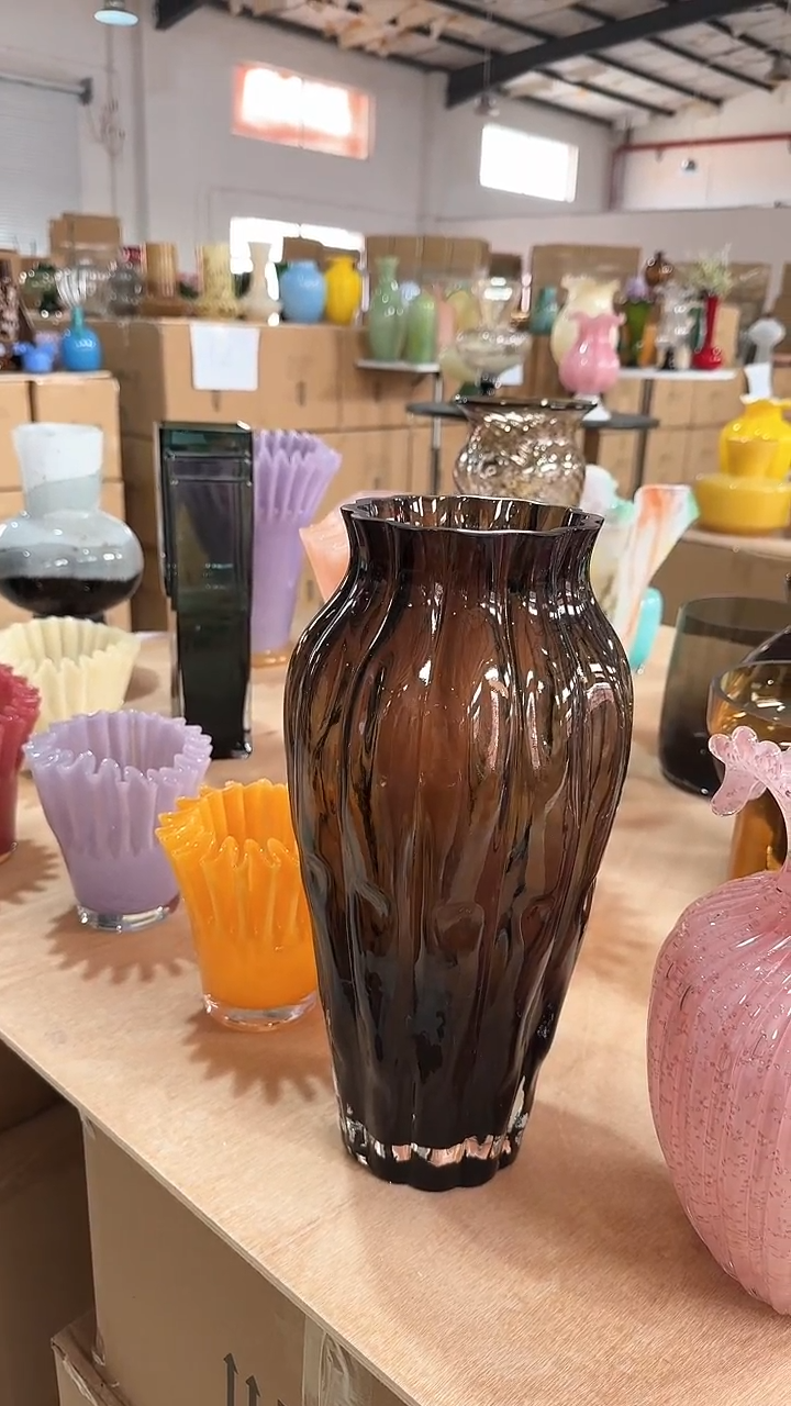 【闪购商品】玻璃咖色落地