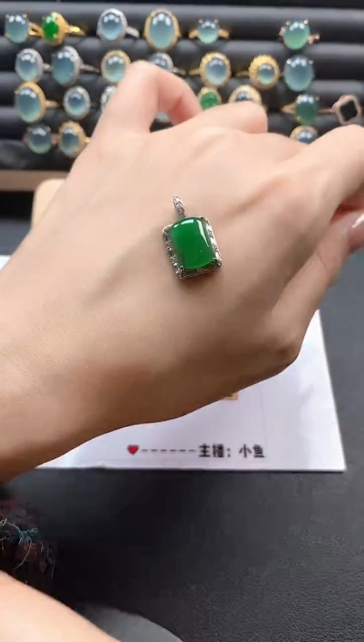 银S925镶嵌戒指翡翠51511