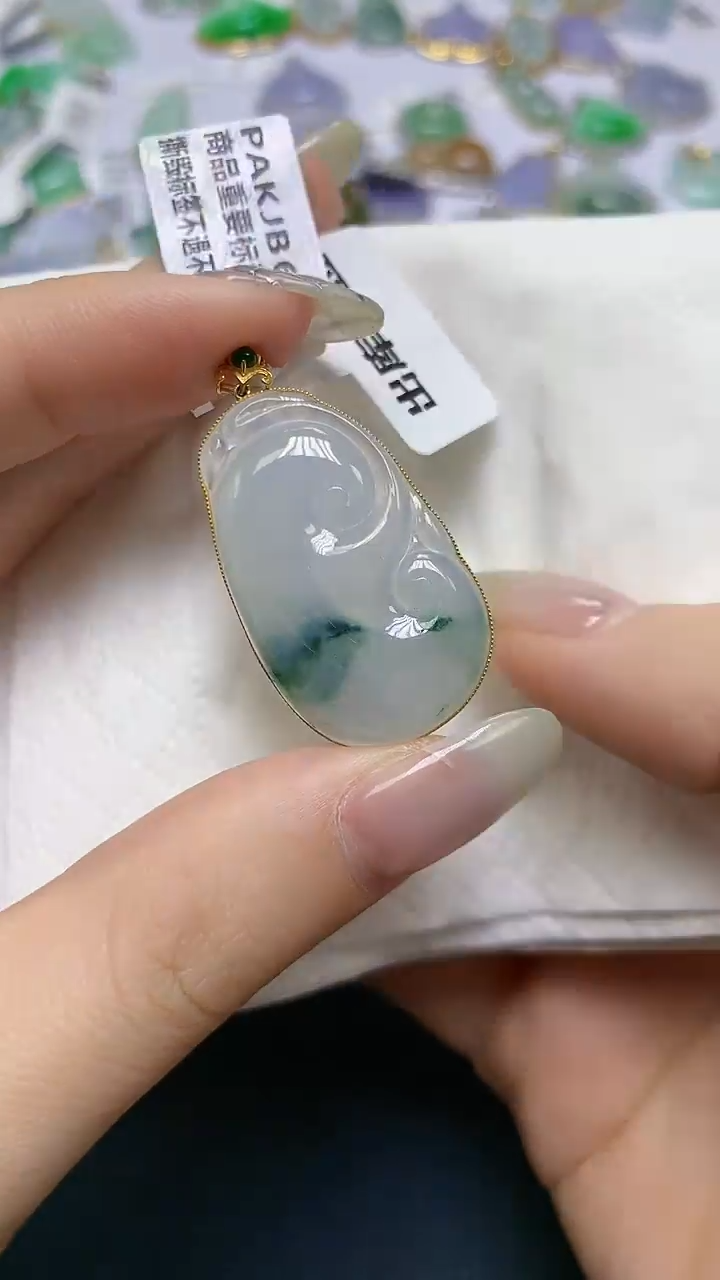 【闪购商品】翡翠18K金镶嵌颈饰天然缅甸A货翡翠