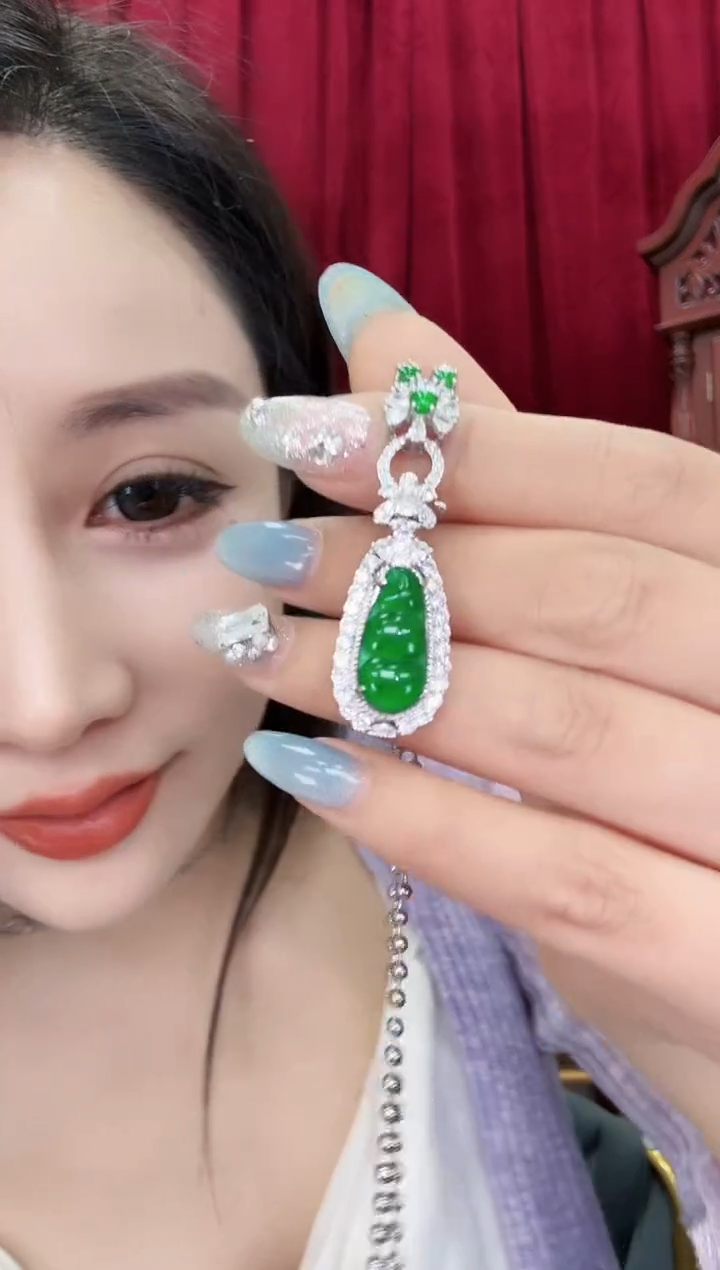 翡翠未镶嵌颈饰吊坠（不含链）