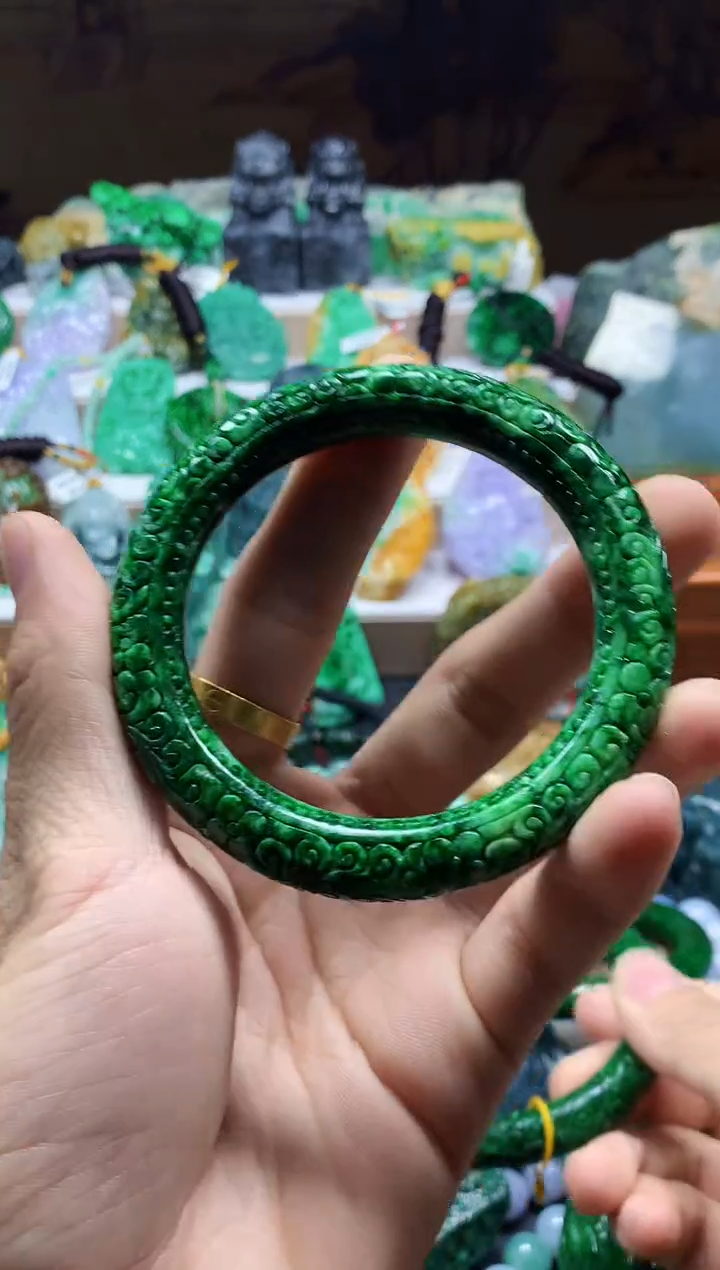 未镶嵌定制翡翠老***事天然A货翡翠