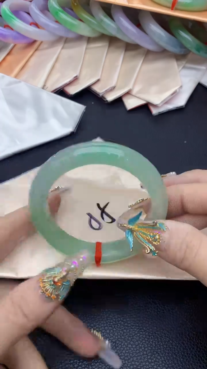 【闪购商品】翡翠手镯未镶嵌0095479362