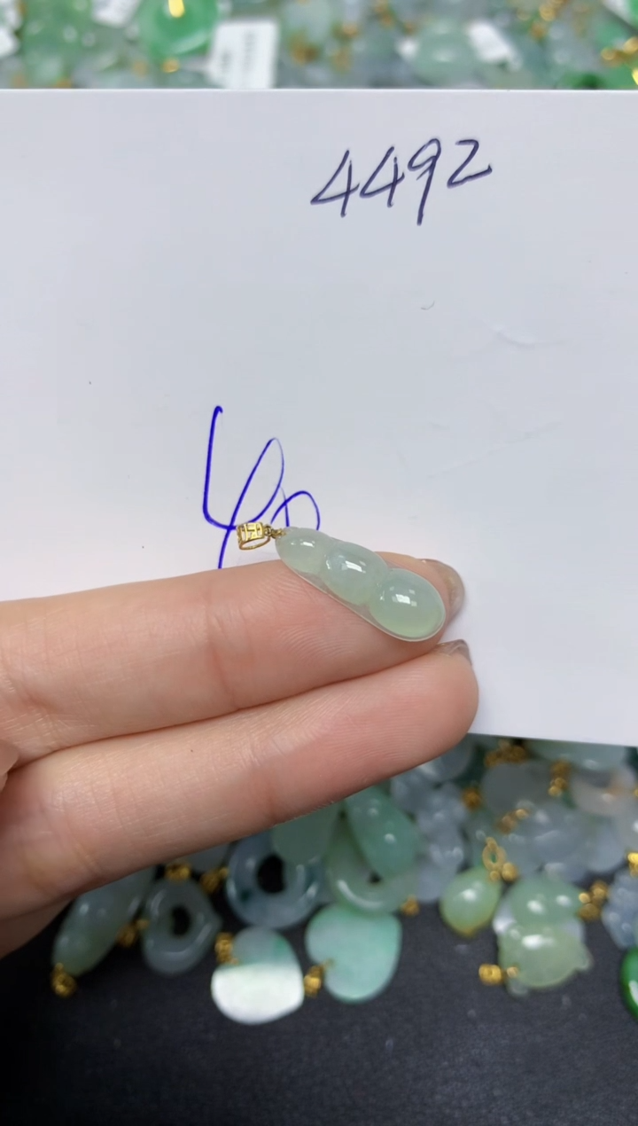 【闪购商品】翡翠颈饰18K金镶嵌天然翡翠A货