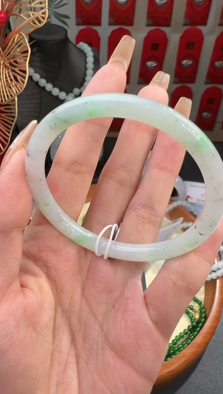 【闪购商品】翡翠手镯未镶嵌手镯