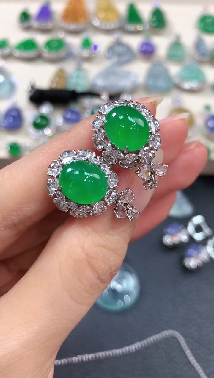 【闪购商品】翡翠耳饰18K金镶嵌m15       