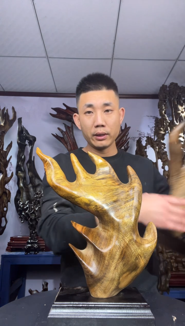 金丝楠木雕款贏*?金丝楠木工艺品摆件