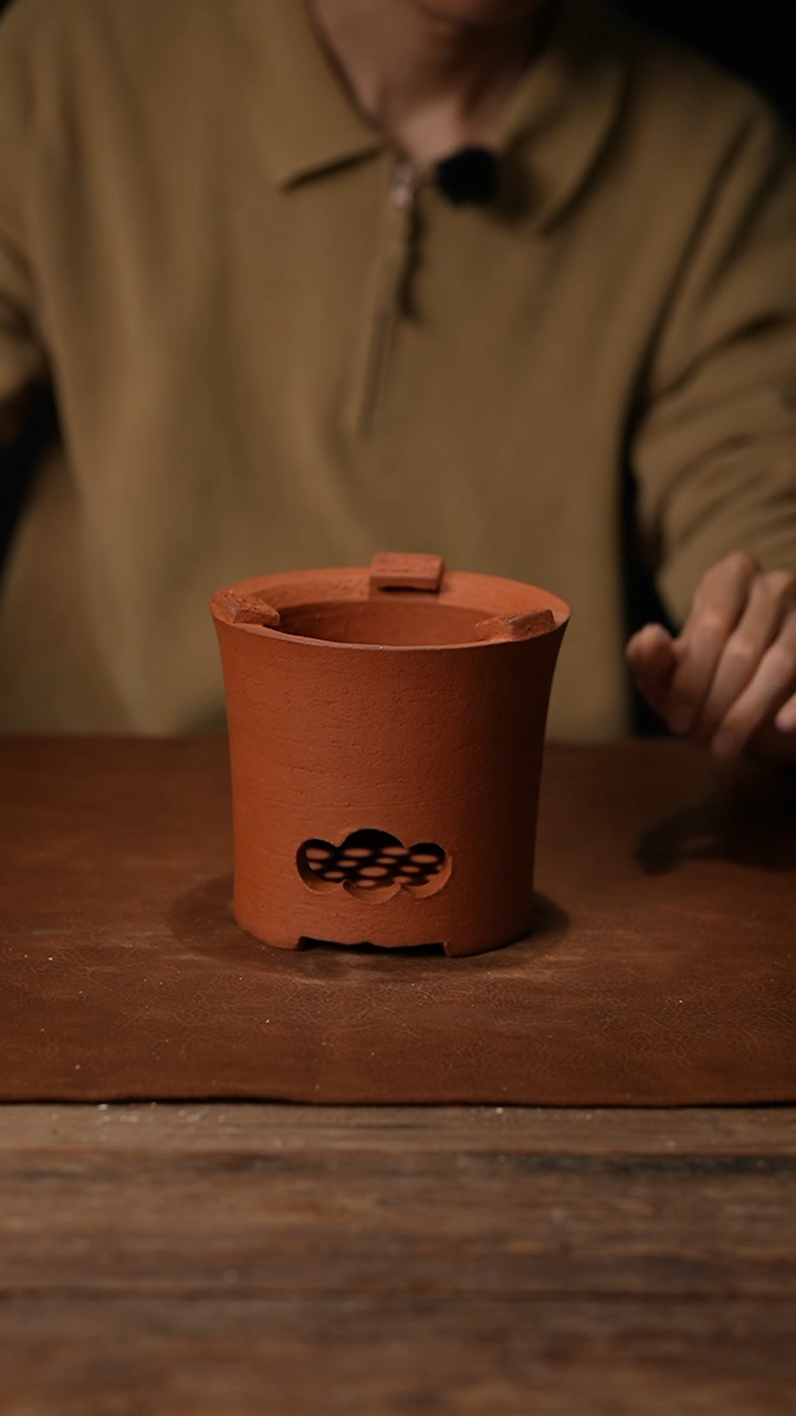 027梅花收腰炭炉