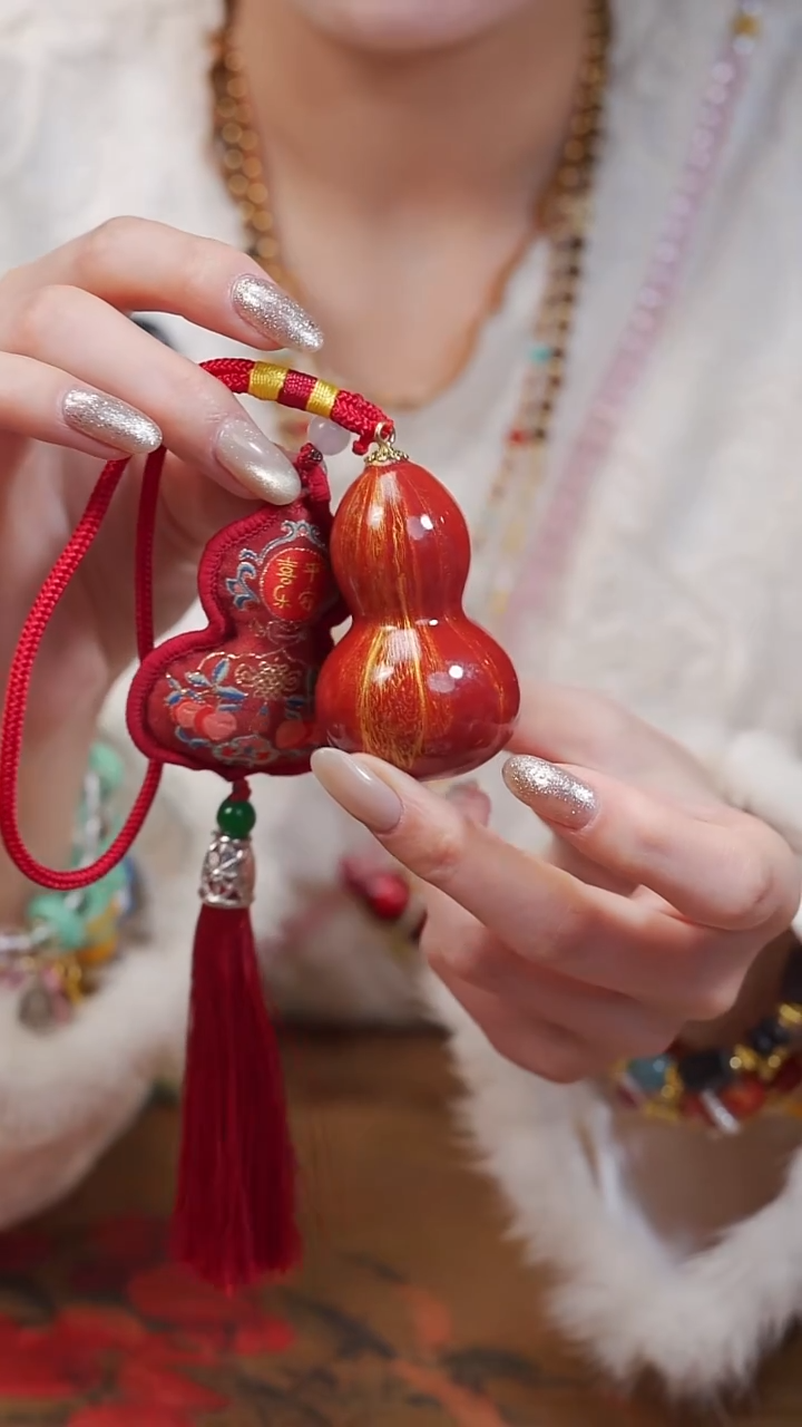 165漆艺工艺小葫芦29.9