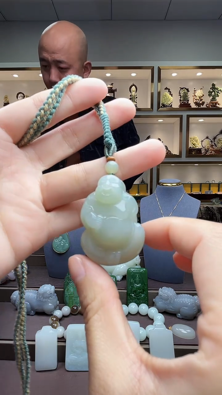 【闪购商品】和田玉颈饰未镶嵌苏