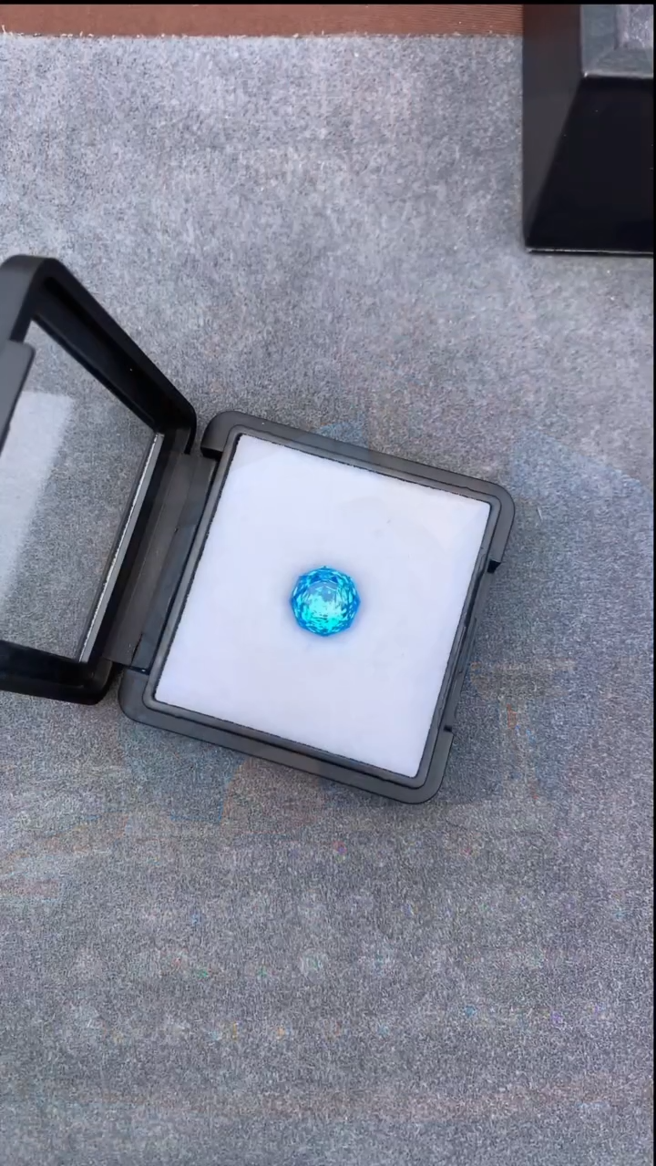 【闪购商品】托帕石裸石未镶嵌7.19克拉