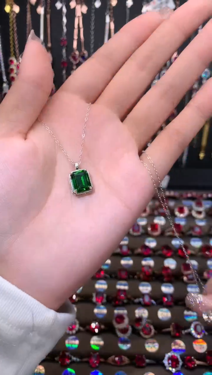 【闪购商品】透辉石吊坠银S925镶嵌银色810