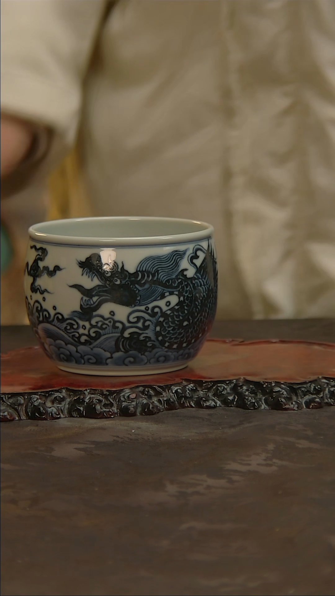 【闪购商品】青花手绘龙纹主人杯