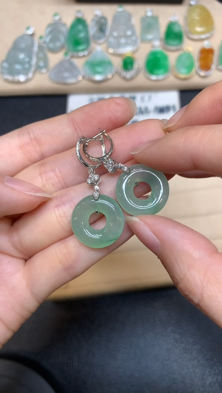 【闪购商品】翡翠耳饰18K金镶嵌【无服务费