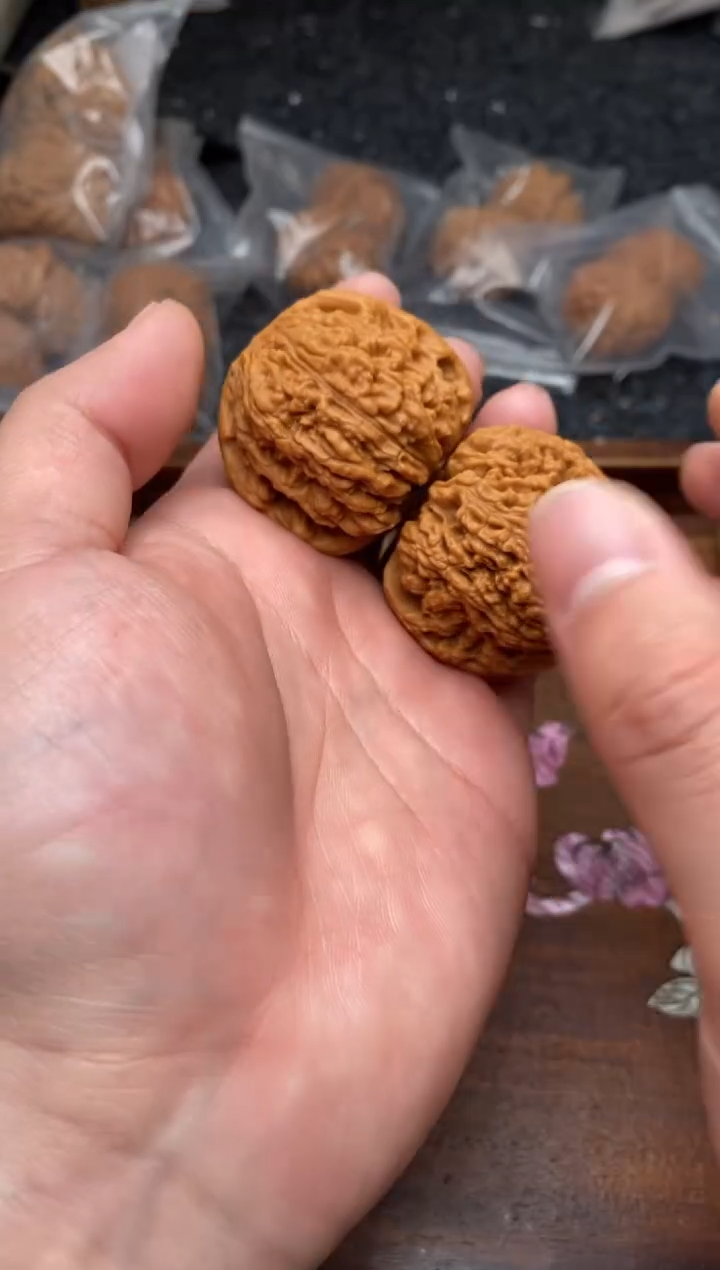 【闪购商品】文玩核桃把件G99号南疆石41尺