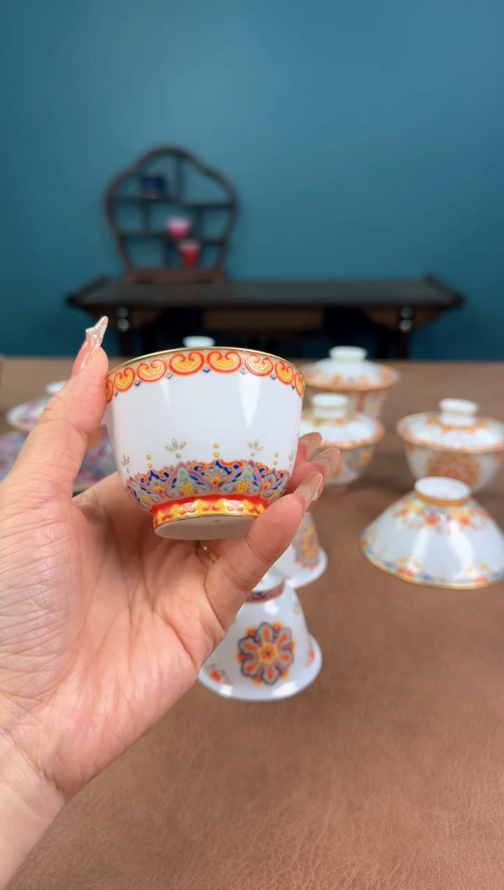景德镇珐琅彩薄胎敦煌杯！！