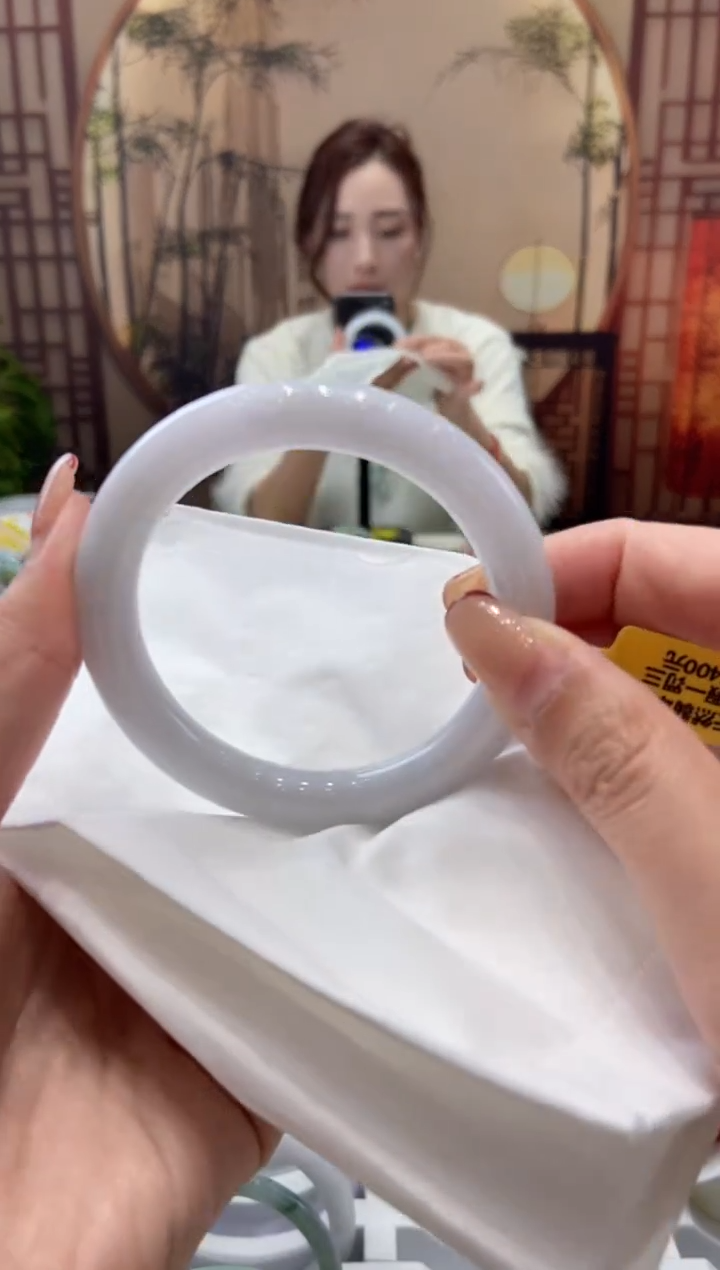 【闪购商品】翡翠手镯未镶嵌000010186