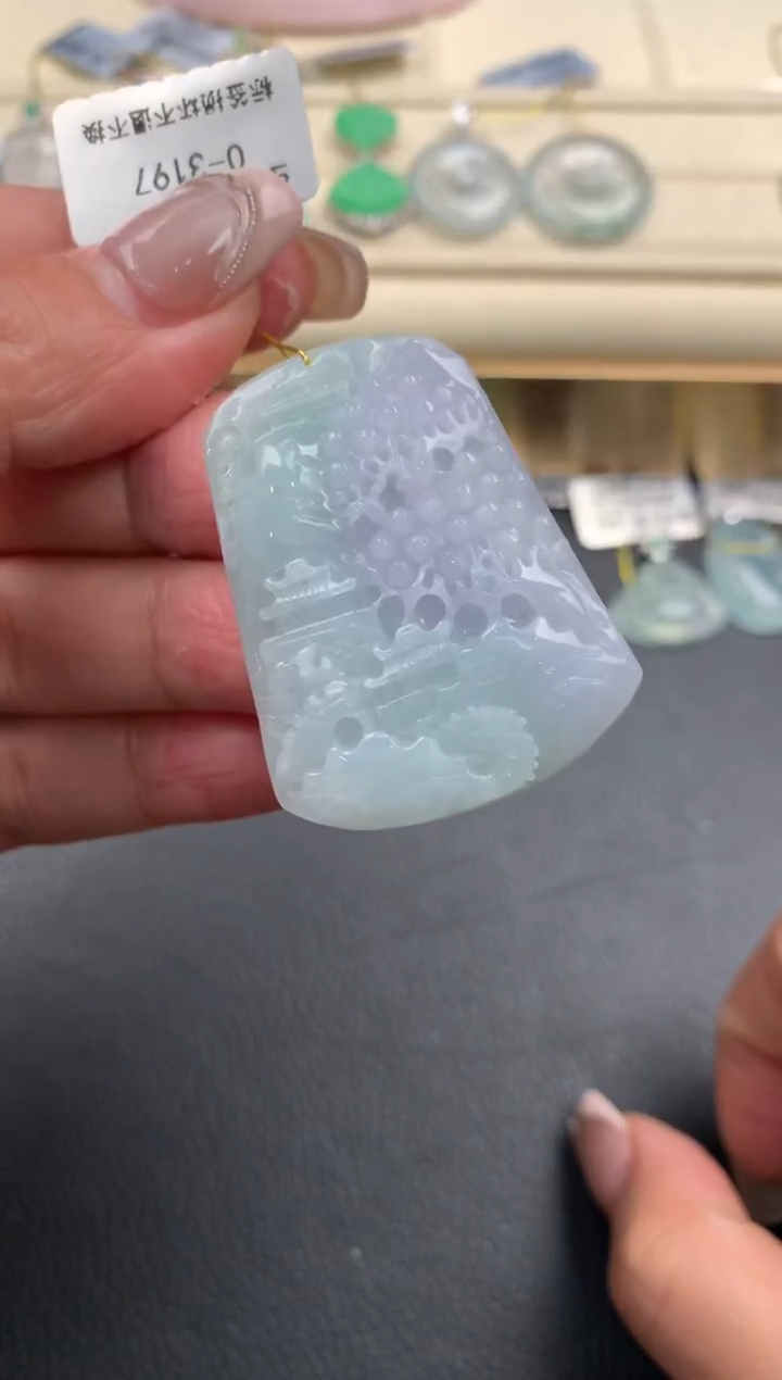 【闪购商品】翡翠颈饰未镶嵌D934     