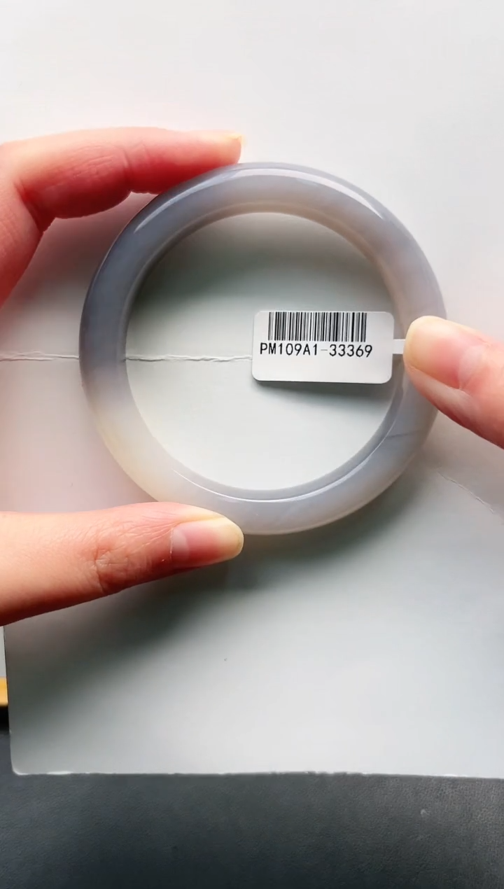 【闪购商品】和田玉手镯未镶嵌60