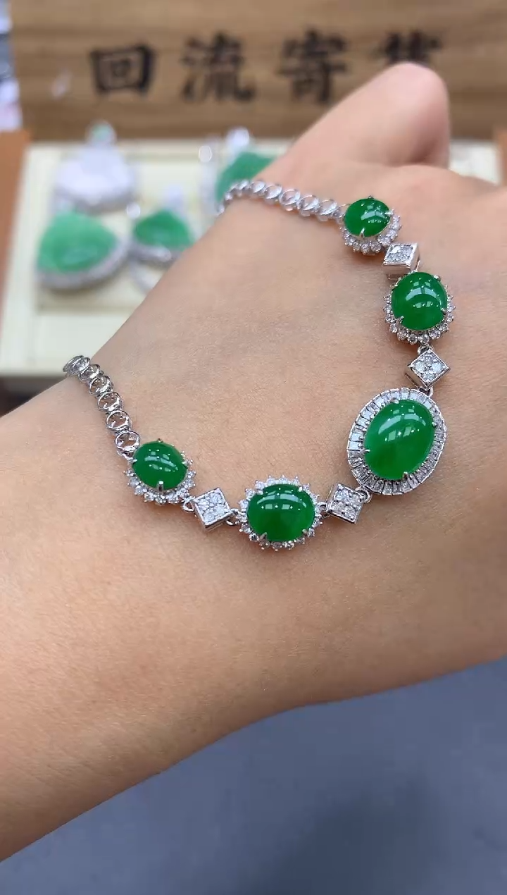 【闪购商品】翡翠手链18K金镶嵌677-中国好珍宝