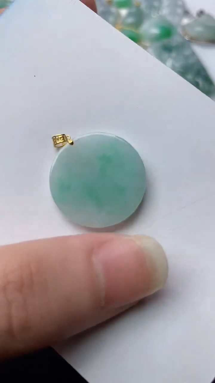 【闪购商品】翡翠颈饰18K金镶嵌3..........