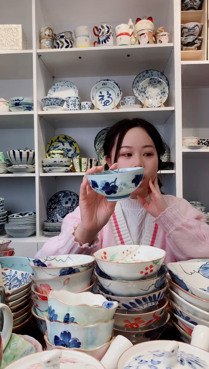 【闪购商品】钛合金日本进口蓝染葡萄米饭碗