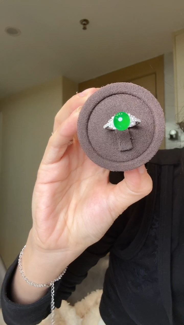 【闪购商品】翡翠戒指18K金镶嵌天然翡翠戒指