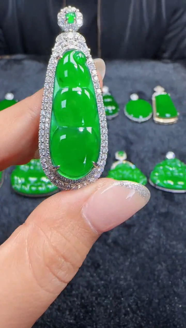 未镶嵌定制翡翠翡翠吊坠101