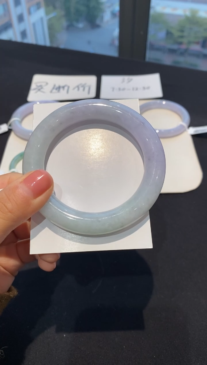 【闪购商品】翡翠手镯（圆镯）未镶嵌56圆条--不退不换