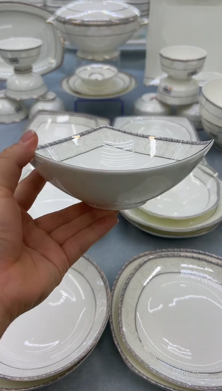 骨瓷玲珑6三角2个  